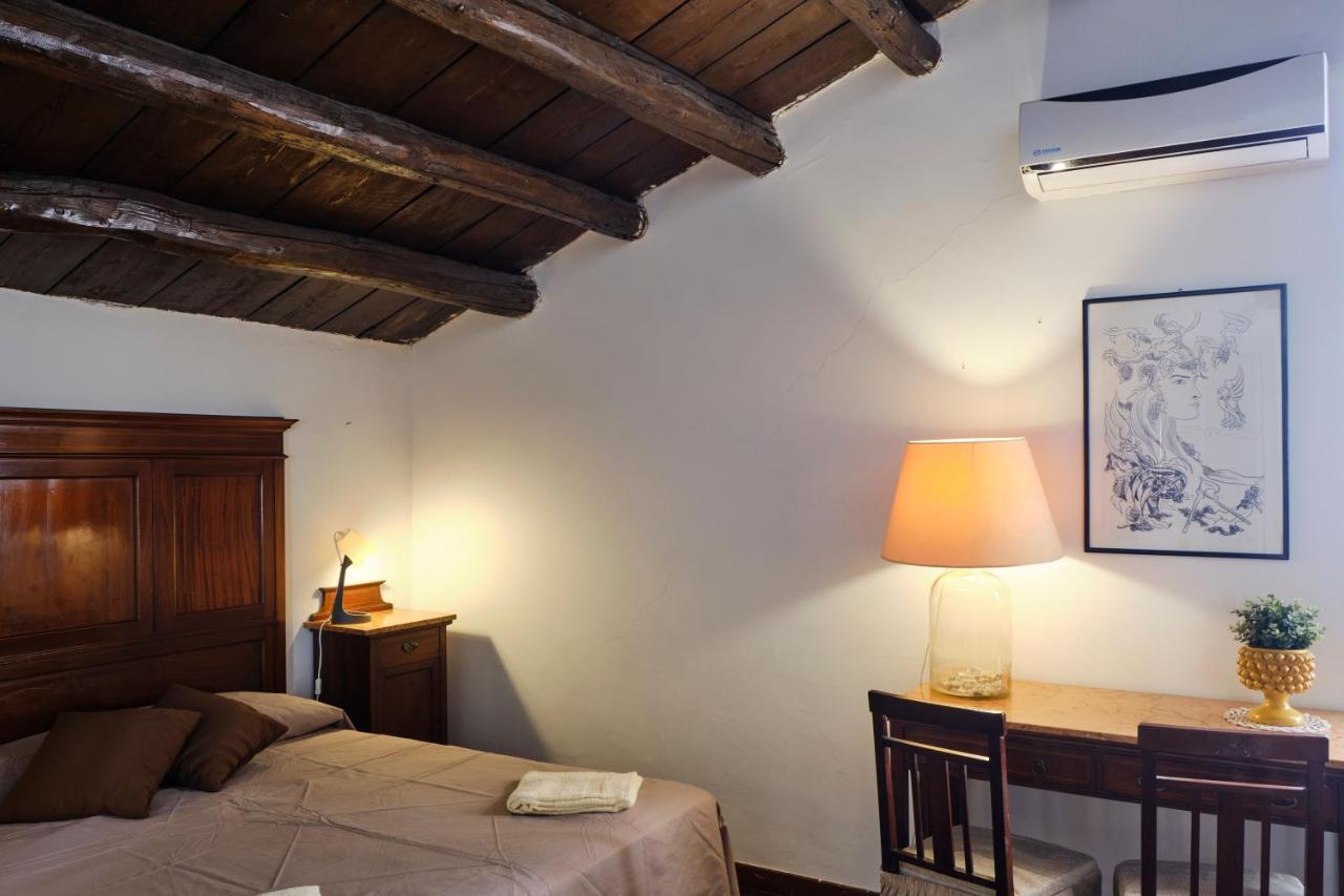 Attico Con Terrazza Sul Porto Palermo